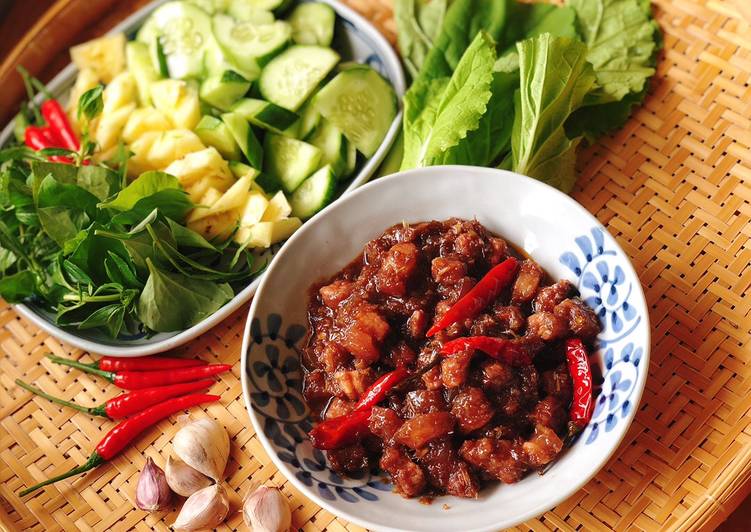 Top 5 bước hướng dẫn cách làm thịt kho mắm ruốc sả thơm ngon Top 5 bước hướng dẫn cách làm thịt kho mắm ruốc sả thơm ngon