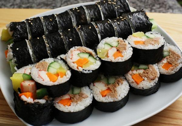 Top 5 bước đơn giản làm cơm cuộn Hàn Quốc chuẩn vị nhất Top 5 bước đơn giản làm cơm cuộn Hàn Quốc chuẩn vị nhất