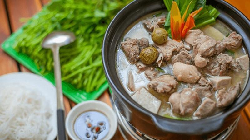 Top 5 bước làm món vịt om sấu ngon chuẩn vị miền Bắc Top 5 bước làm món vịt om sấu ngon chuẩn vị miền Bắc
