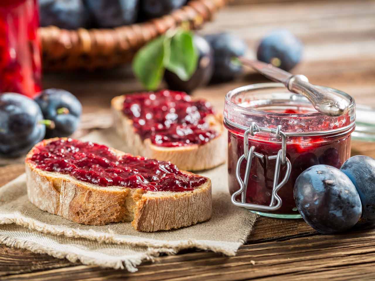 Top 4 bước làm mứt mận ăn bánh mì cực ngon Top 4 bước làm mứt mận ăn bánh mì cực ngon