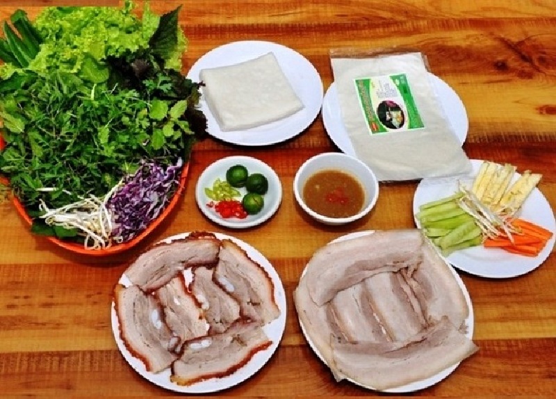 7. Bánh tráng thịt heo Quê Nhà