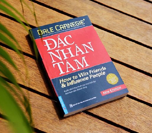 1. Sách Đắc Nhân Tâm