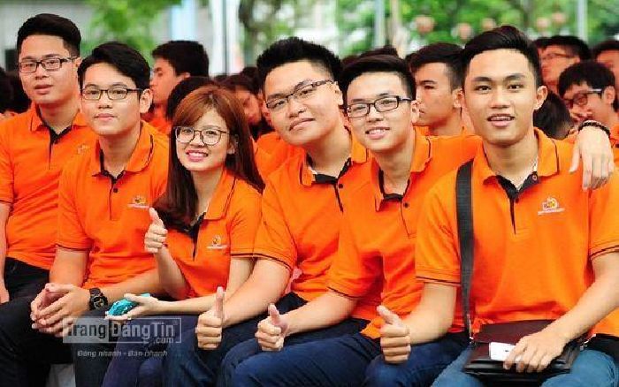 Công Ty May Mặc Việt La