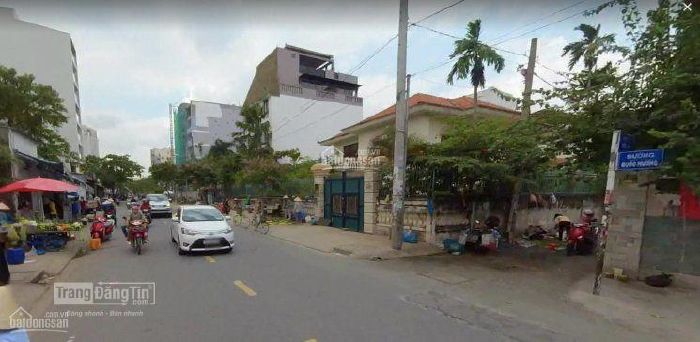 Biệt thự mặt tiền đường Quốc Hương