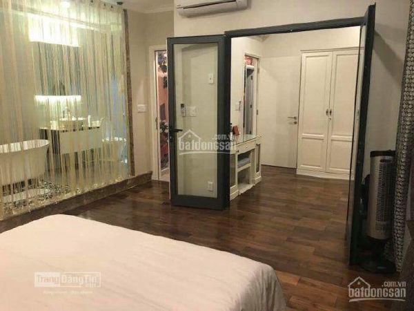 Biệt thự mặt tiền Nguyễn Quý Cảnh