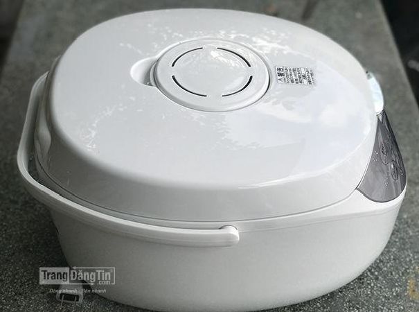 NỒI CƠM ĐIỆN CAO TẦN IH TOSHIBA RC-18HK