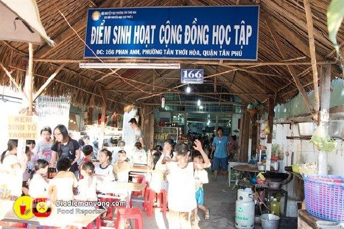 Lớp học tình thương Hòa Hảo