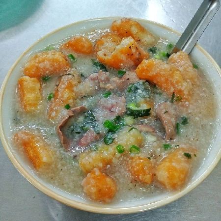 Cháo trai Trần Khát Chân