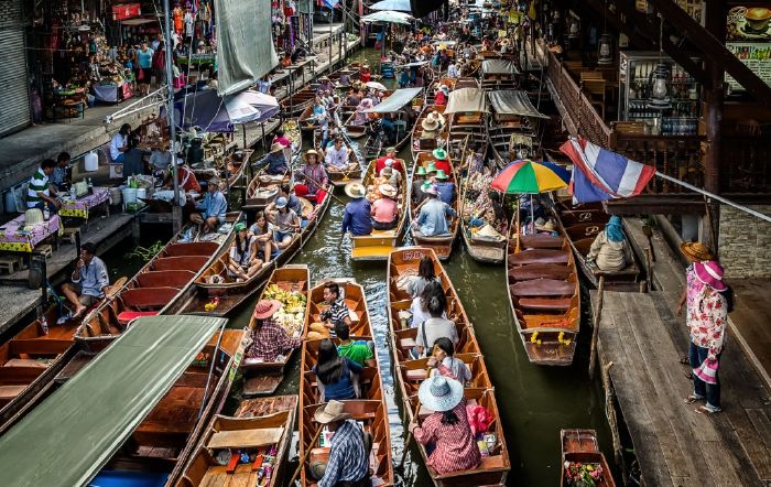 Chợ nổi Damnoen Saduak