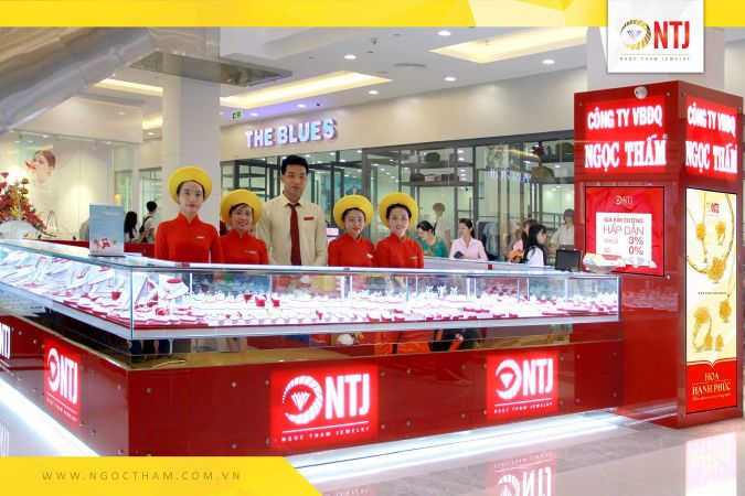 Vàng Bạc Đá Quý Ngọc Thẫm