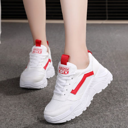 Top 5 shop bán giày thể thao nữ Hà Nội đẹp nhất