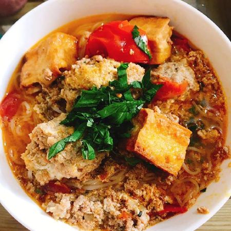 Bún Riêu