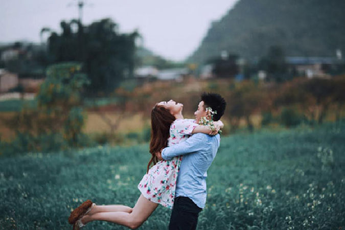 Câu hỏi thứ 2 - Em có muốn đi dạo cùng anh không?