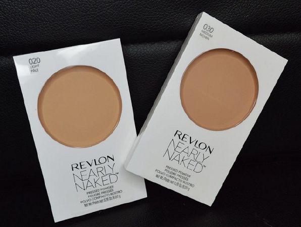 Phấn phủ cho da dầu Revlon Nearly Naked Powder