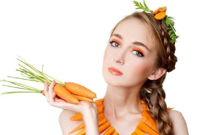 Mặt nạ trắng da từ cà rốt