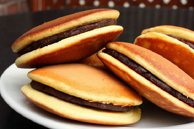 bánh rán doremon