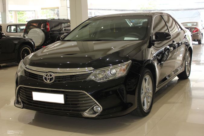 Bán Xe Camry cũ 2.5Q đời 2016 Màu đen