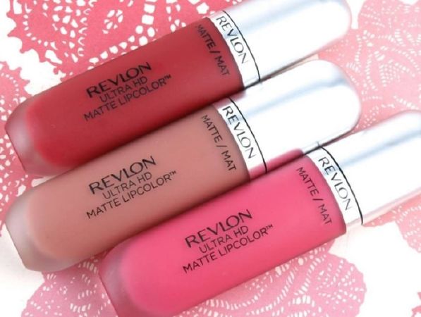 Son kem lì Revlon Ultra HD Matte Lipcolor