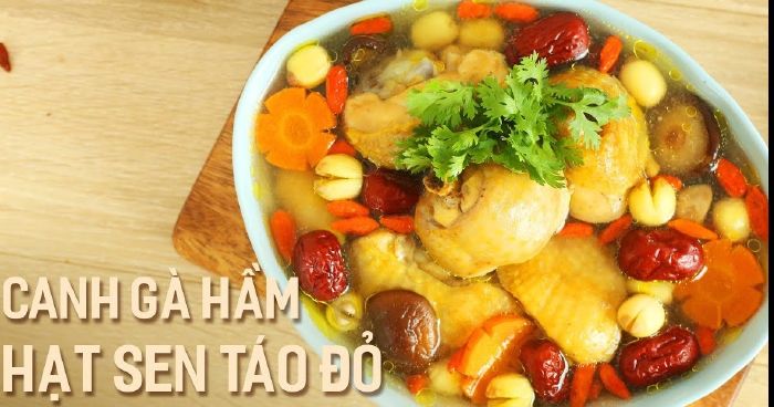 Gà hầm hạt sen