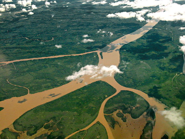 Paraná – Río de la Plata, Nam Mỹ (4.880 km)