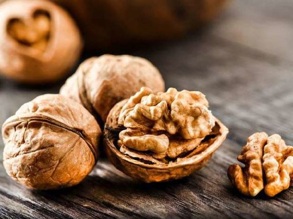 Quả óc chó giúp chống táo bón