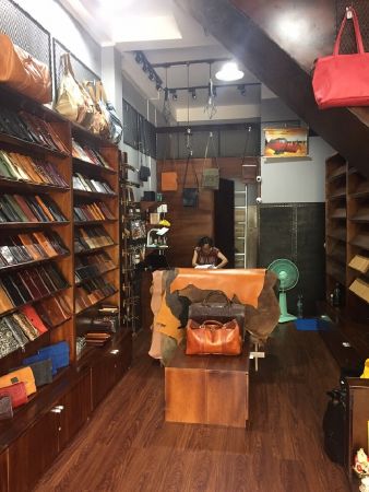 Thế Giới Bóp Da
