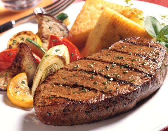Bữa tối không ăn quá nhiều chất đạm