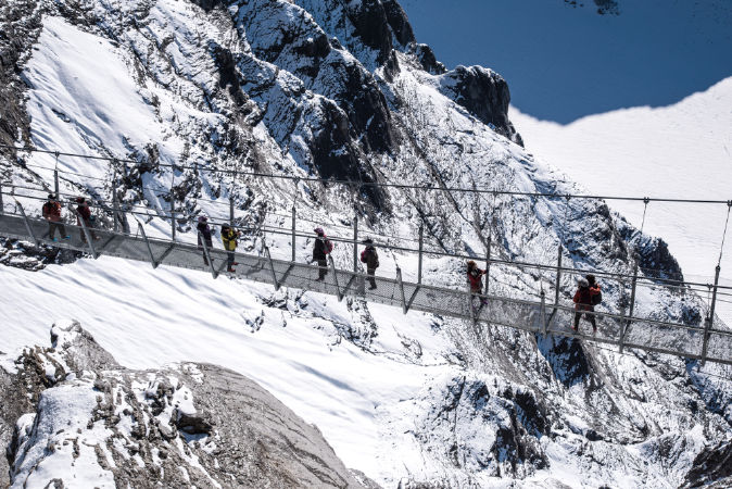 Cầu treo Titlis Cliff Walk, Engelberg, Thụy Sĩ