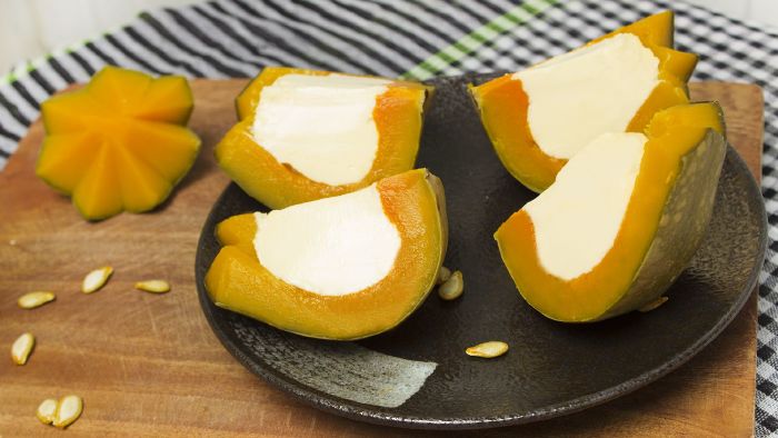 Bánh flan bí đỏ