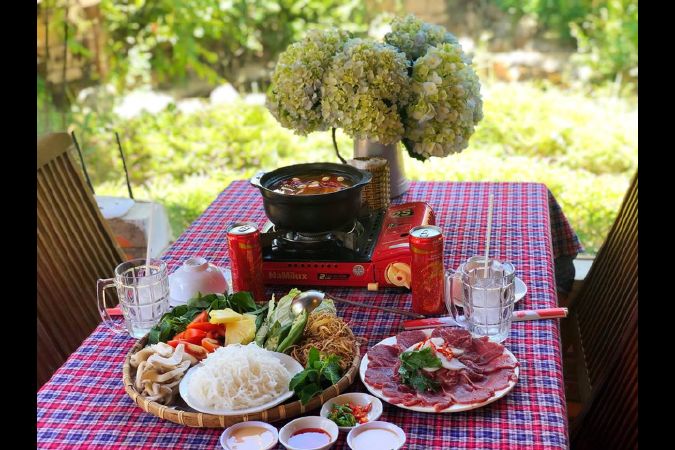 Quán lẩu bò Lạc Lối