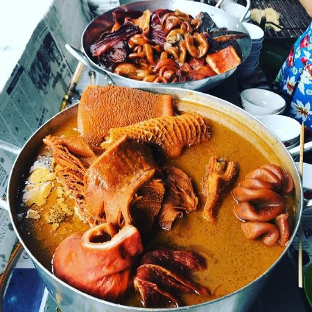 Phá lấu Dì Nũi