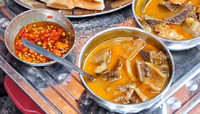 Quán phá lấu dì Phương