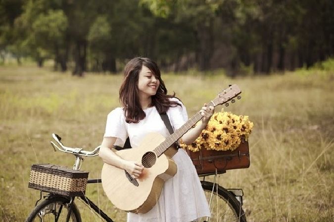 Chơi một loại nhạc cụ