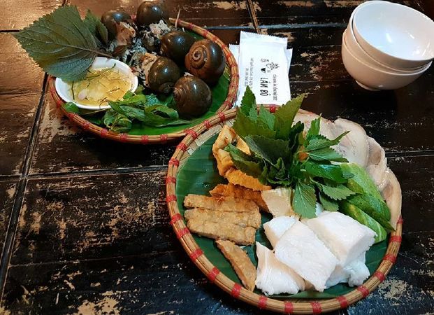 Bún đậu mắm tôm Lâm Bô