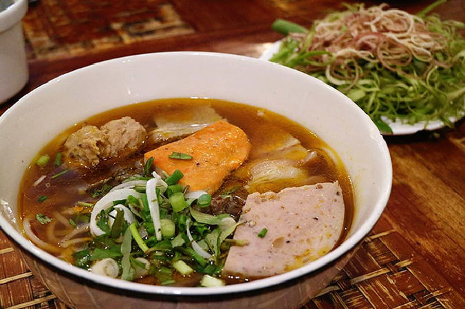 Quán bún bò Huế Nam Giao