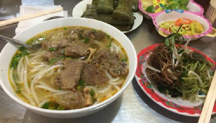 Quán bún bò Huế 31