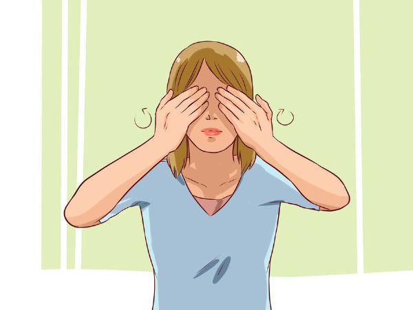 Ép tay vào mắt