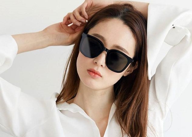 Thường xuyên đeo kính chống nắng