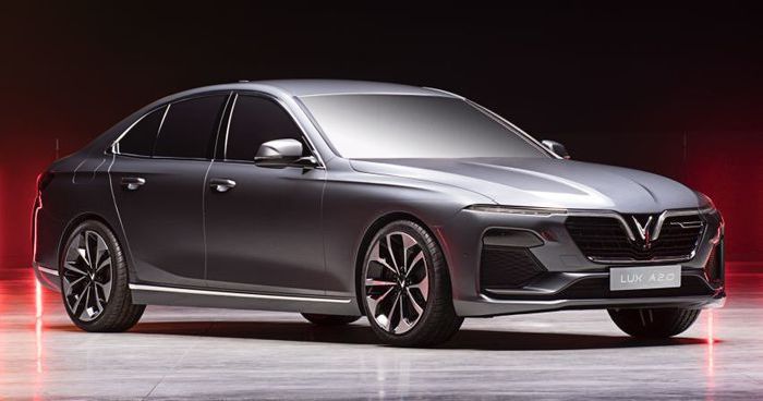 Đánh giá xe sedan VinFast Lux A2.0 giá 990 triệu