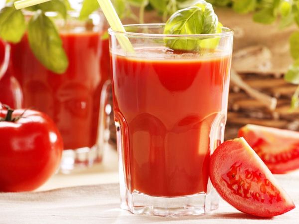 Làm đẹp trắng da toàn thân bằng cà chua