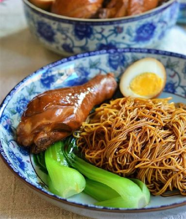 Hủ Tiếu Mỳ Gà Hoàng Gia