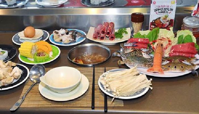 Kichi Kichi Lẩu Băng Chuyền - Vincom Lê Văn Việt