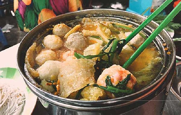 Quán Lẩu Sa Tế Uyên Ương – Quán Ăn Đêm Sài Gòn Quận 5