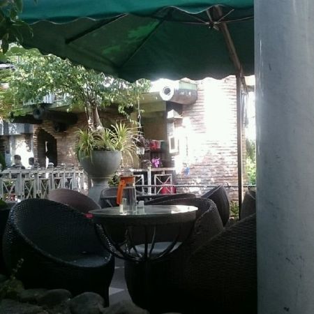 Oasis Cafe