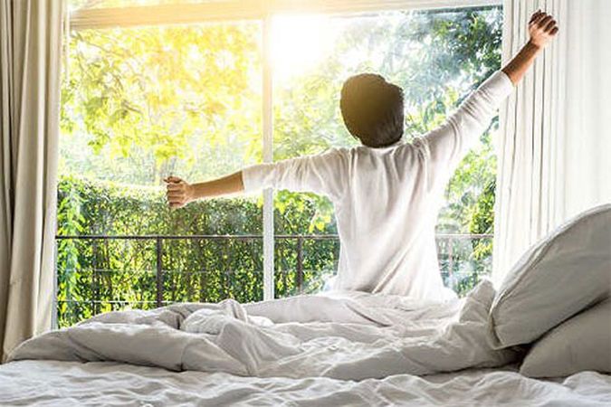 Vừa tỉnh dậy lập tức ra khỏi giường