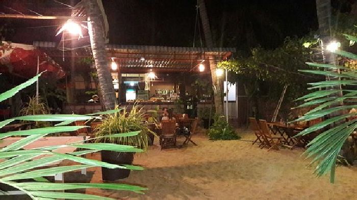 Hill’s Smokeria Restaurant & Bar