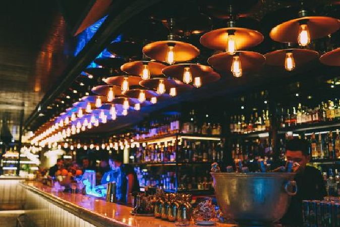 QUI Lounge