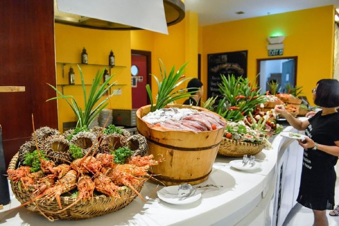 Buffet Khách Sạn Novotel