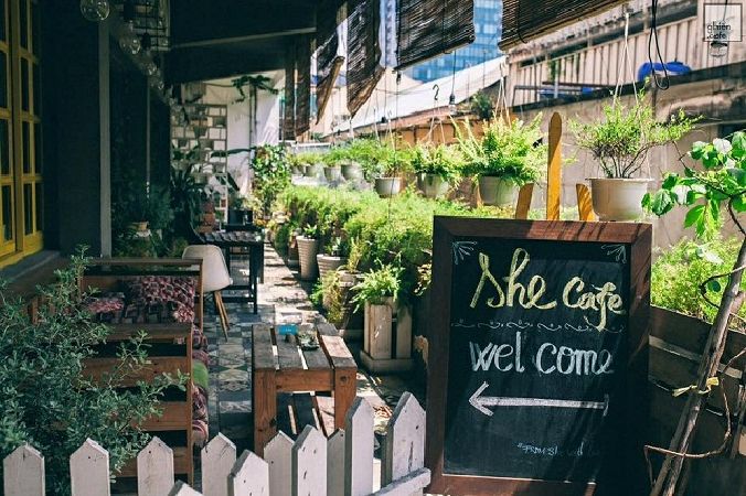 She Cafe