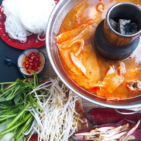 LẨU & ẾCH